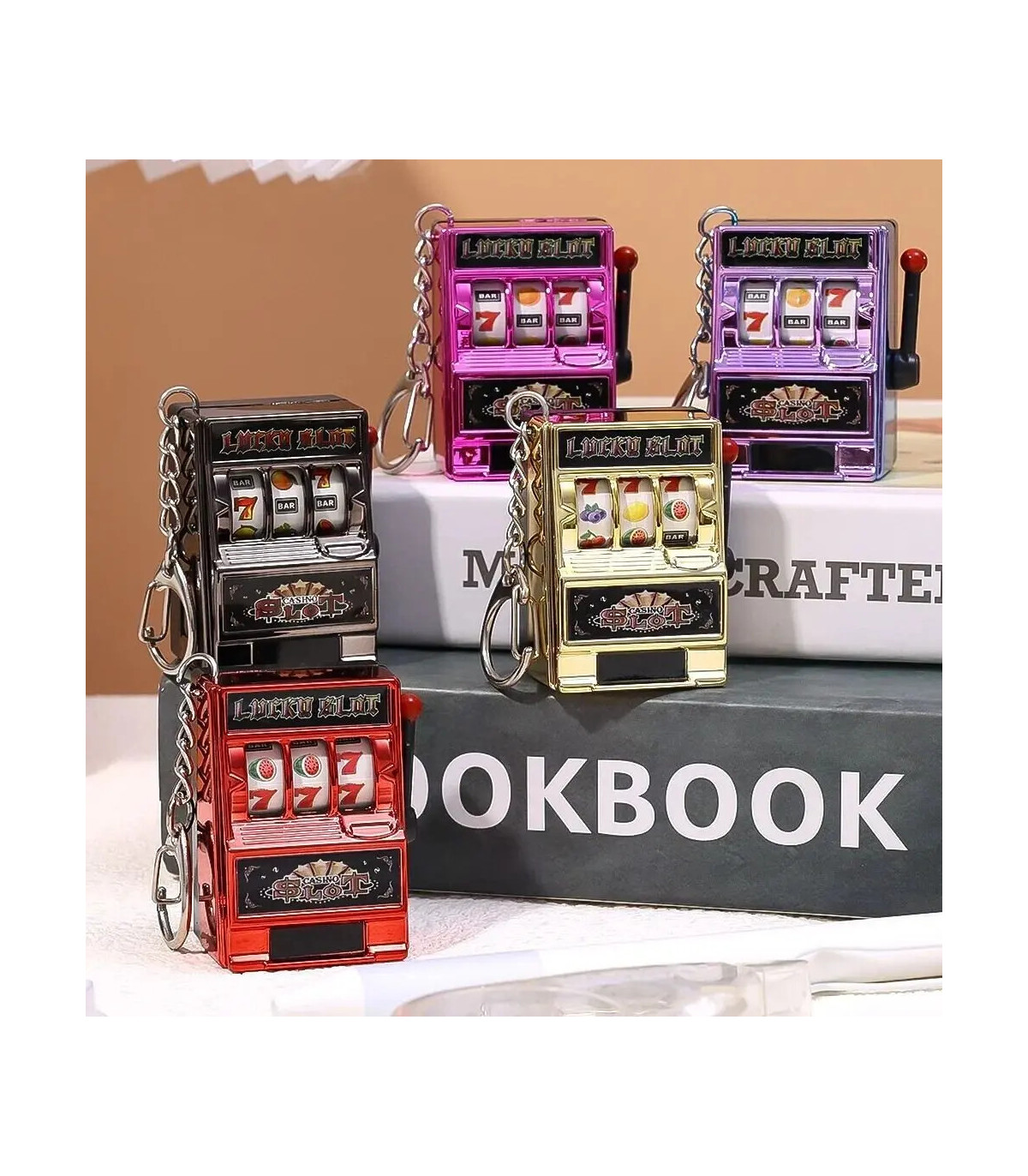 [Black] Mini machine à sous de jeu avec porte-clés, gadget anti-stress, porte-clés de jeu amusa