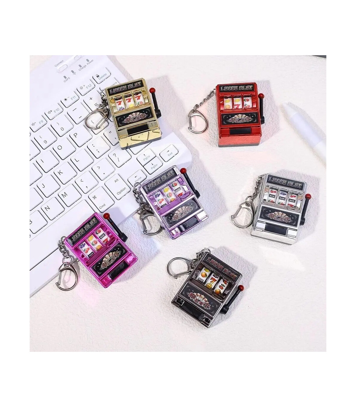 [Red] Mini machine à sous de jeu avec porte-clés, gadget anti-stress, porte-clés de jeu amusant