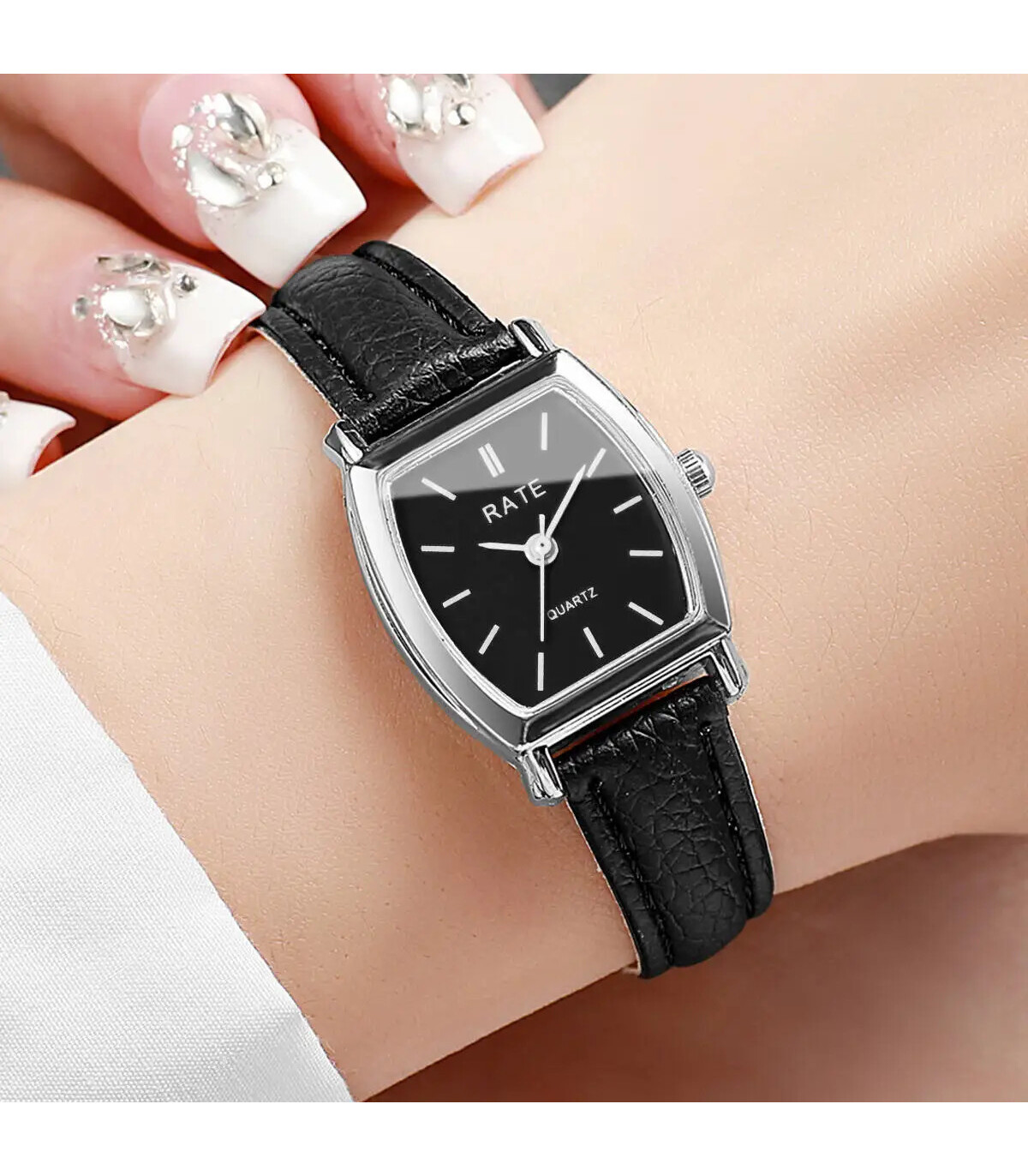 [E Without Box] Mode femmes montres décontracté petit cadran bracelet en cuir femmes montre à Q